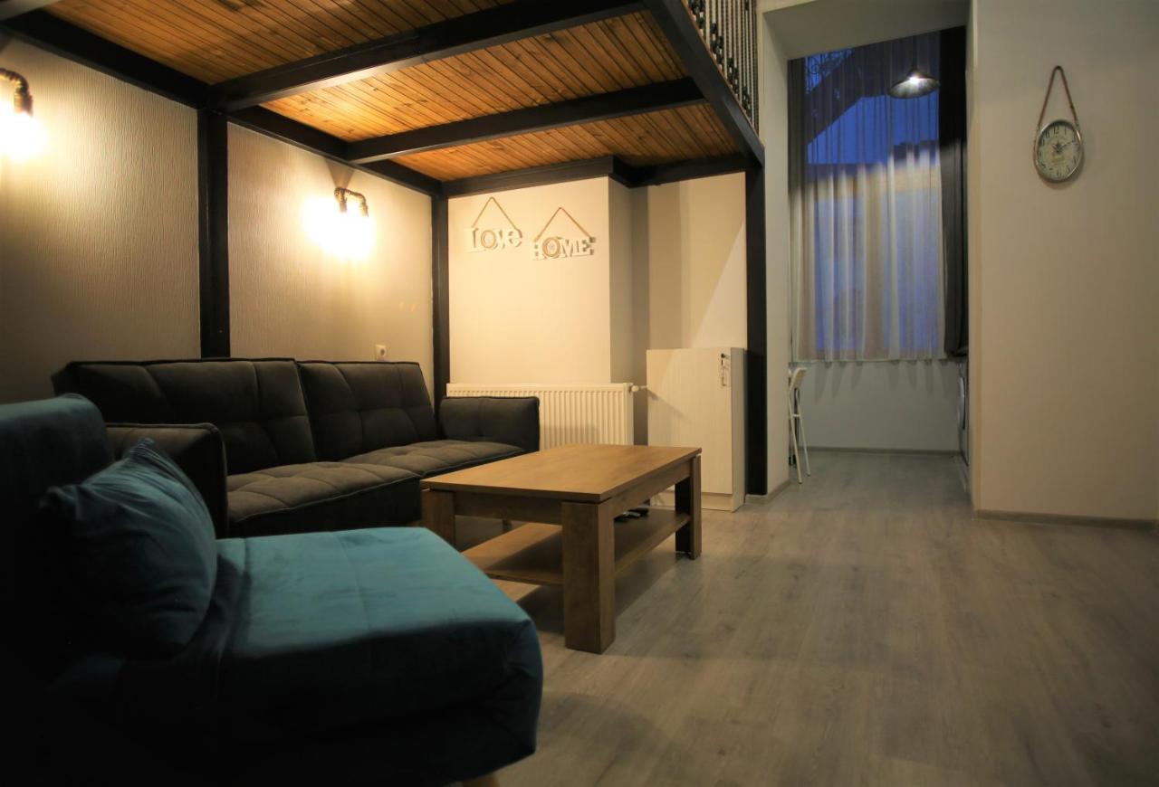 Love Home Tbilisi Ngoại thất bức ảnh