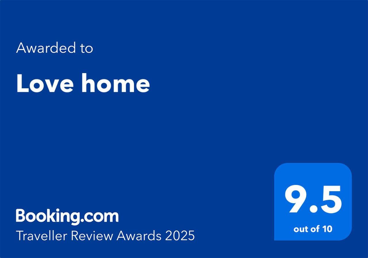 Love Home Tbilisi Ngoại thất bức ảnh